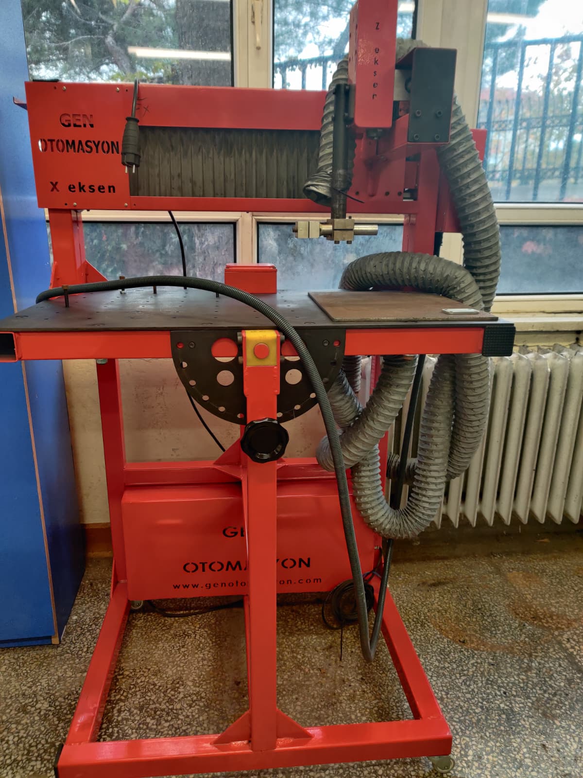 Kartezyen koordinat mekanize kaynak manipülatörü-Fotoğraf